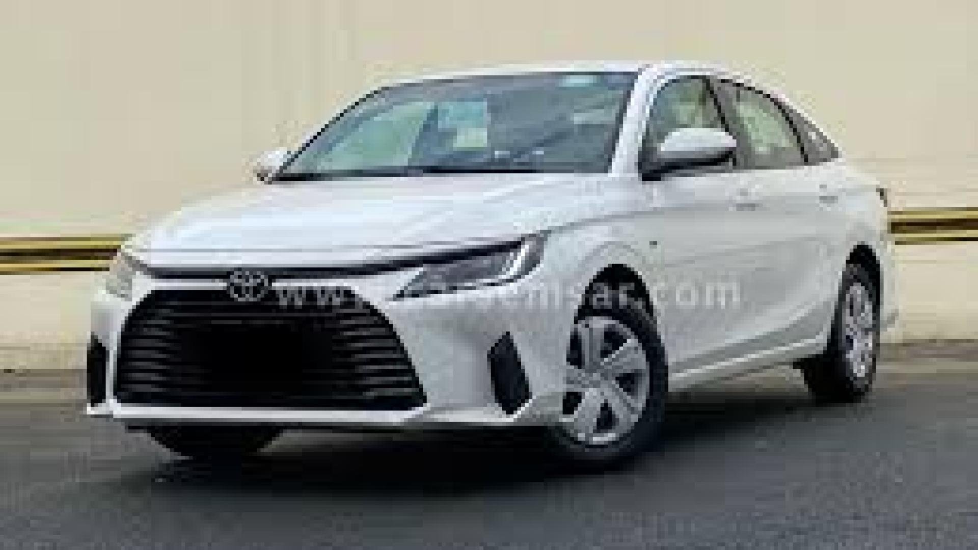 تويوتا يارس 2023