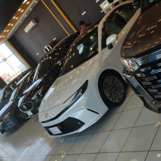 احصل على عرض تنافسي أجر سيارتك لنا اليوم.